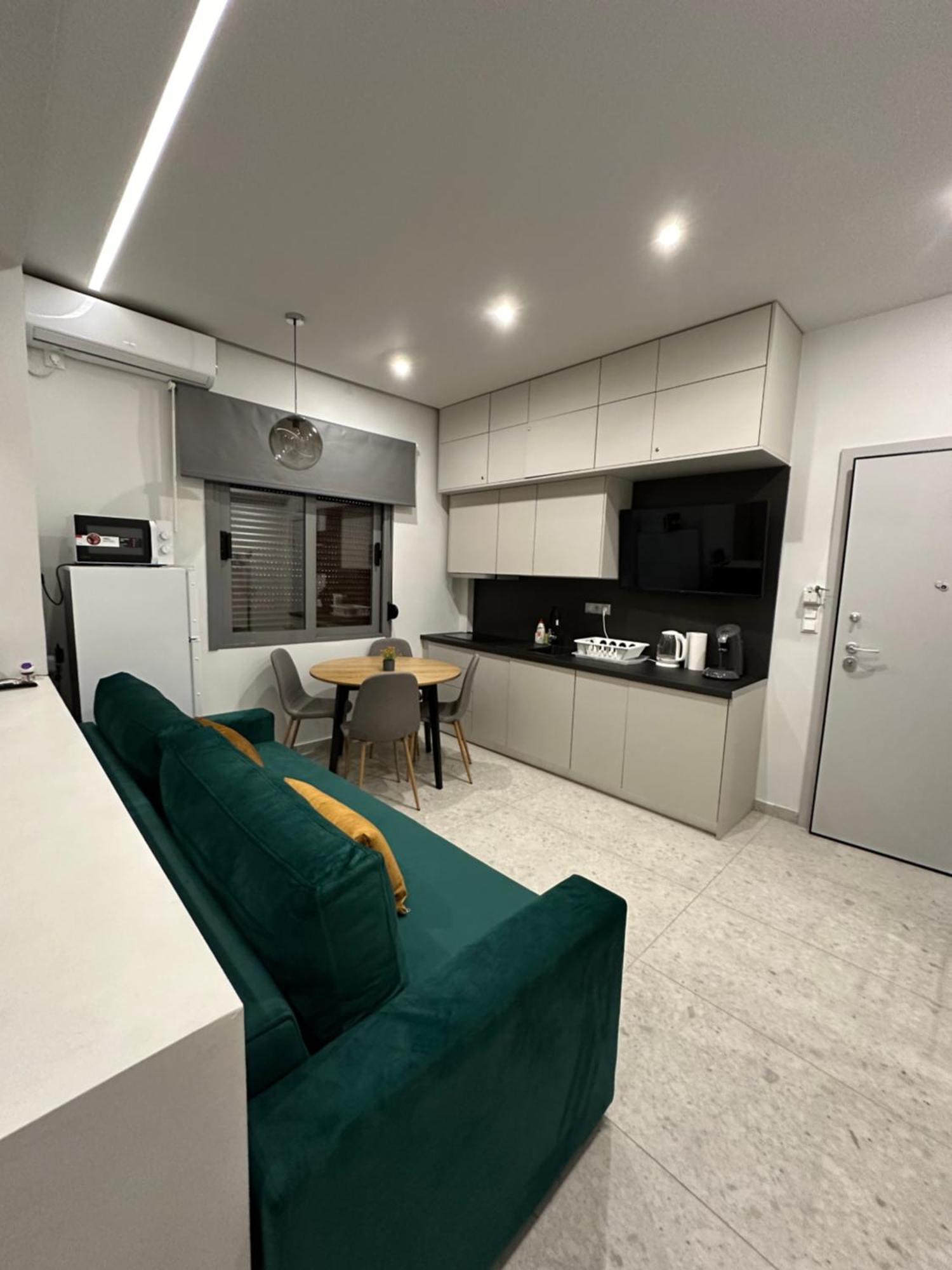 Smart Lux Apartment B Афины Экстерьер фото